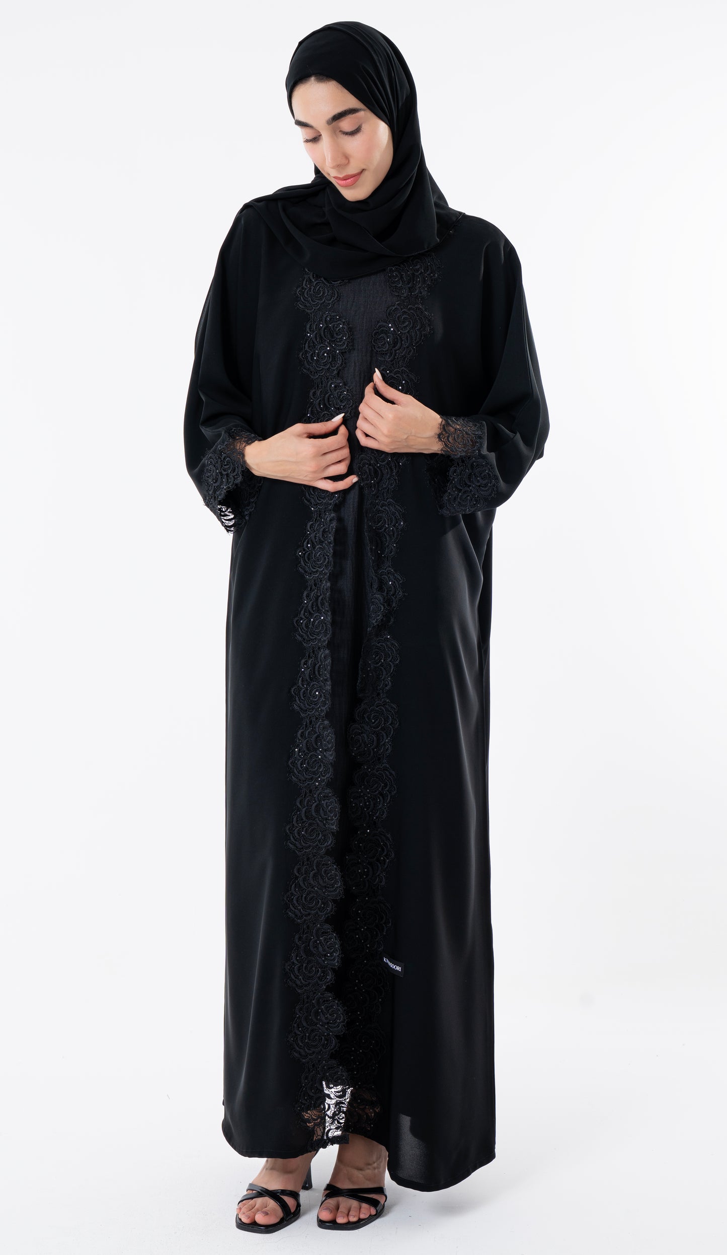 Open Black Abaya With Embroidery Lace In Bahrini Style