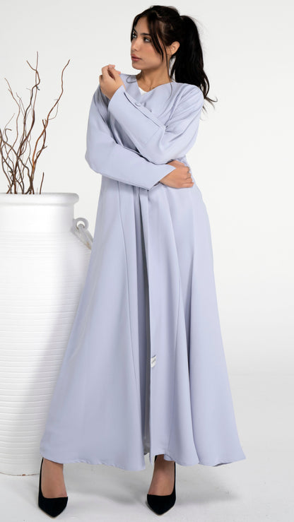 Light grey abaya with stylized pattern sleeve
