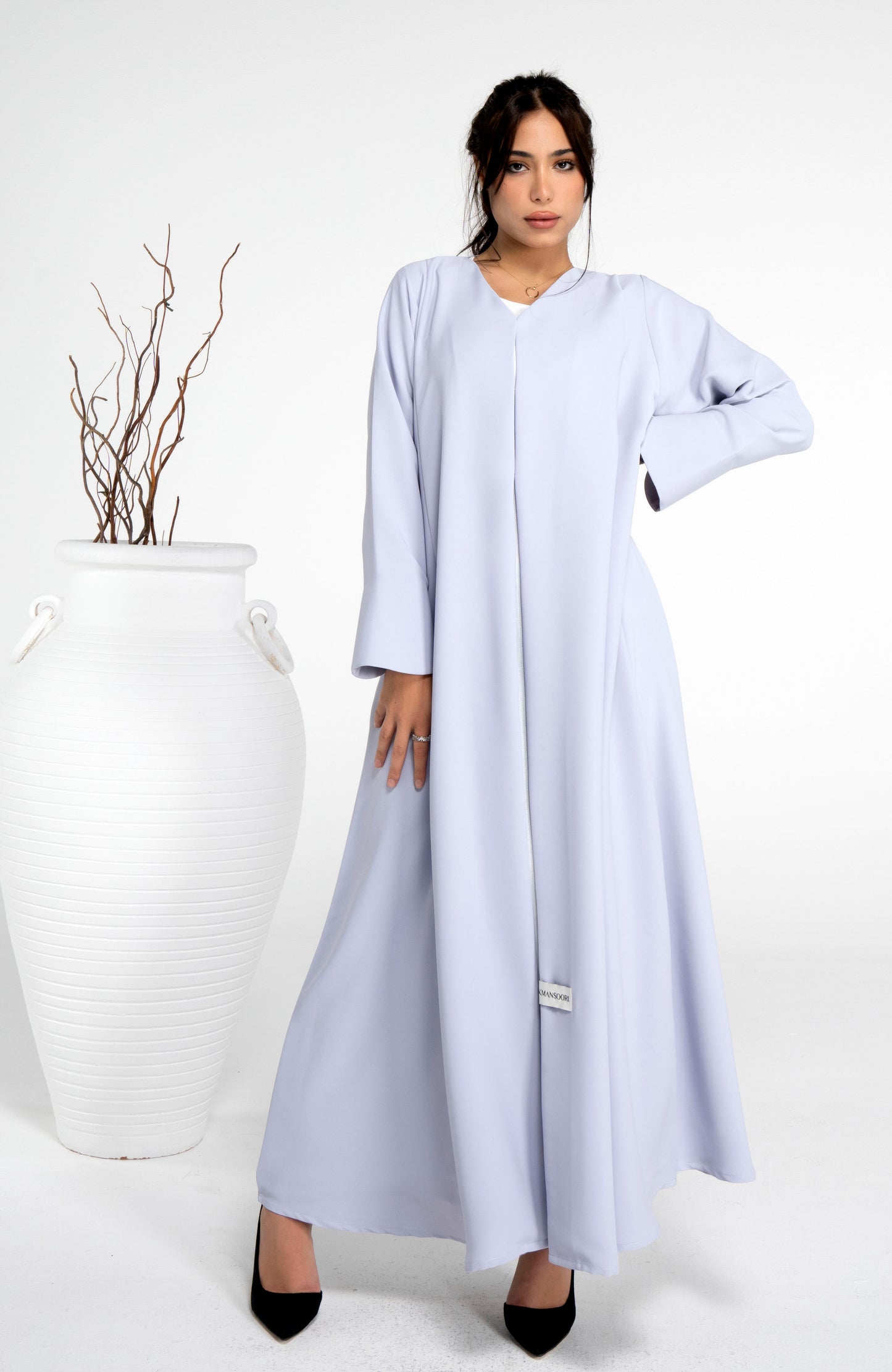 Light grey sada abaya with curve design and cut sleeve