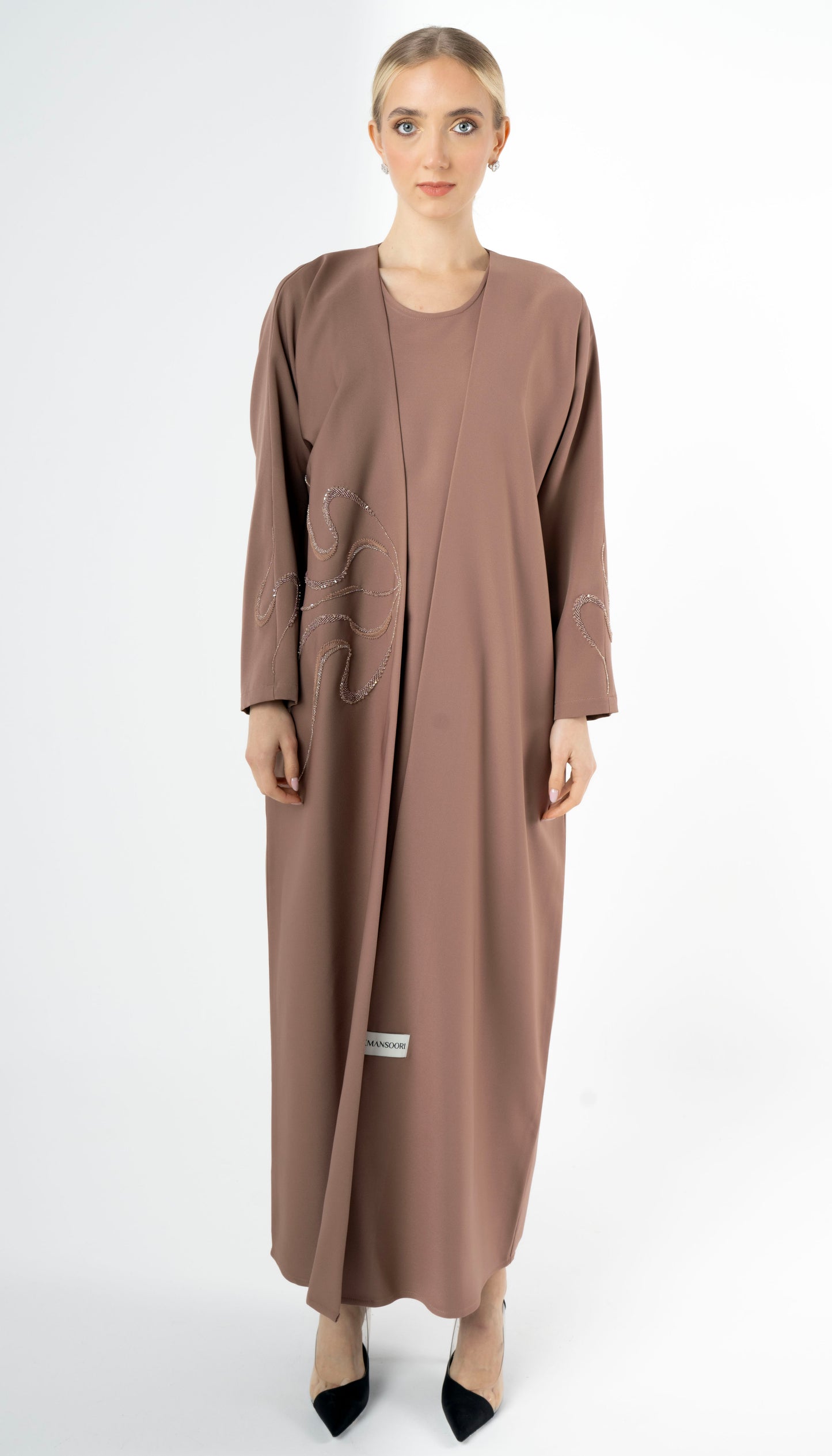 Bisht Abaya With Elegant Beaded Embellishment On One Side And Sleeves