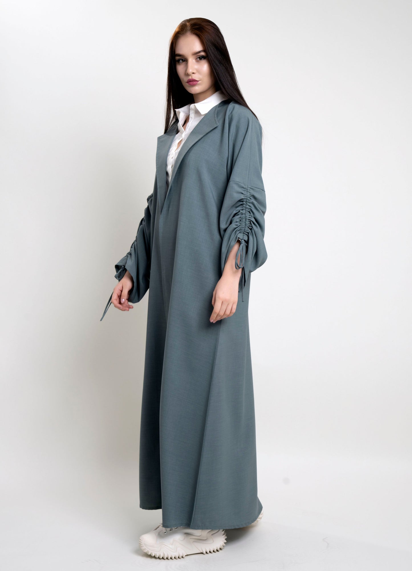 Collar Abaya With Frilled Drawstring Sleeve Pattern