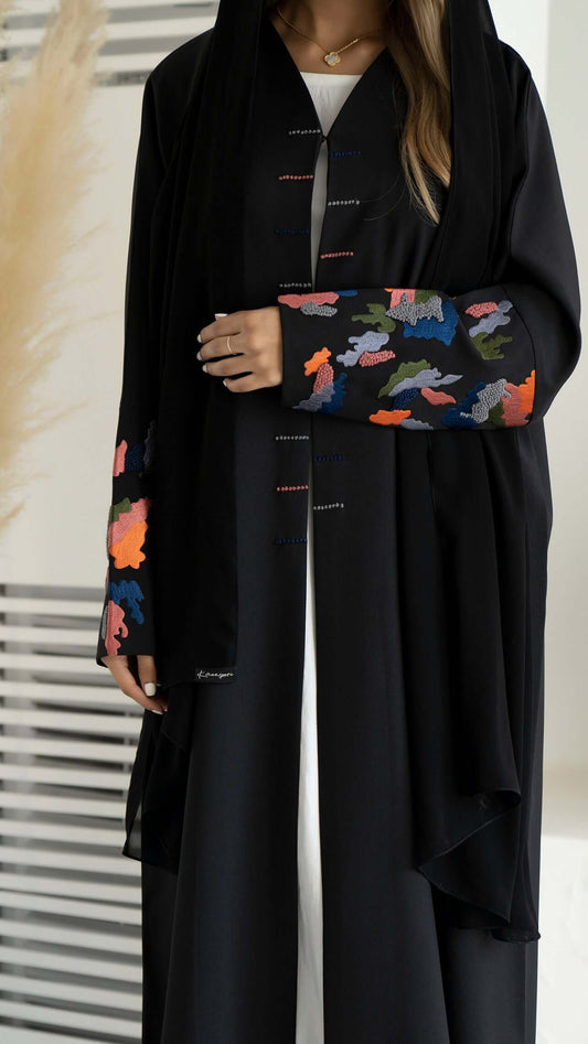 Find this black abaya shops in Sharjah