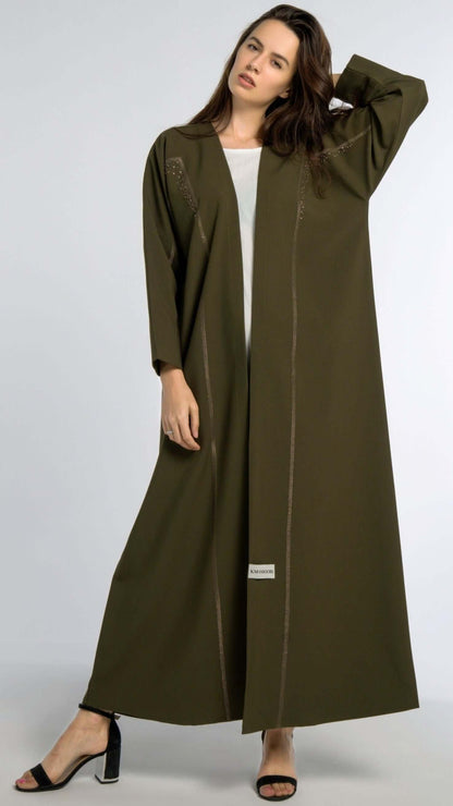 Green colored bisht abaya with geometric patterned embroidery