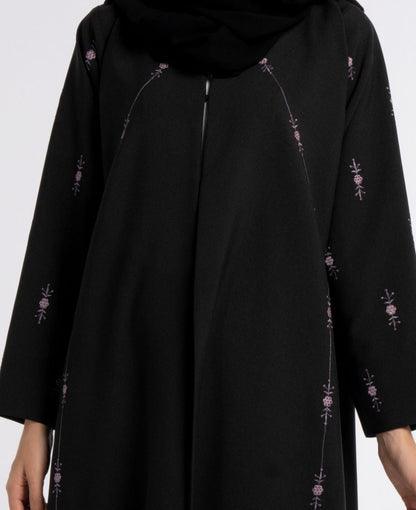 black abaya fashion