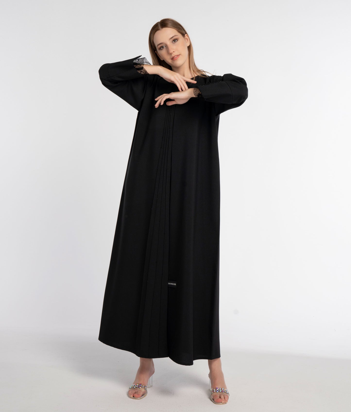  black abaya in Dubai