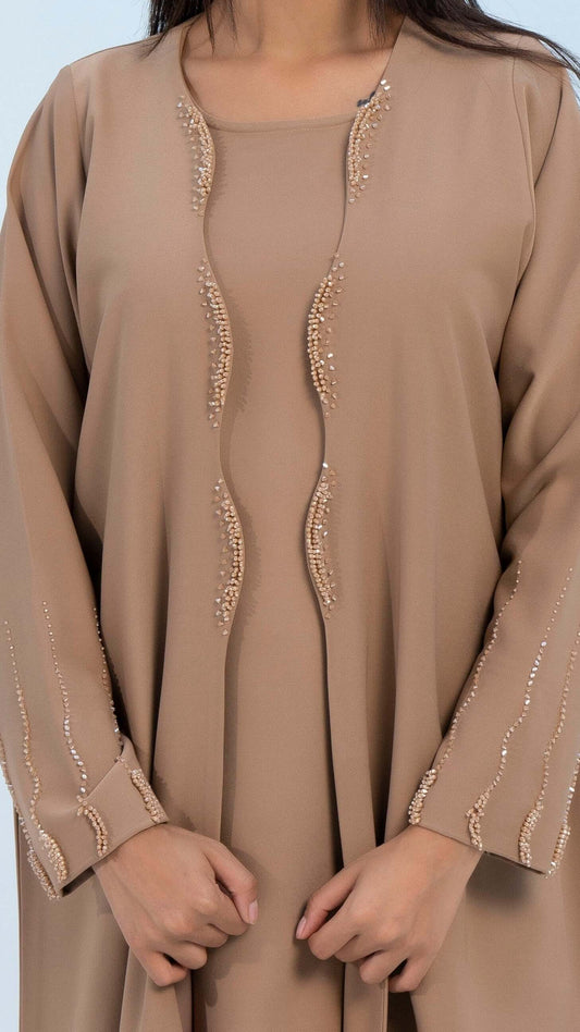 abaya in Dubai with embellishments