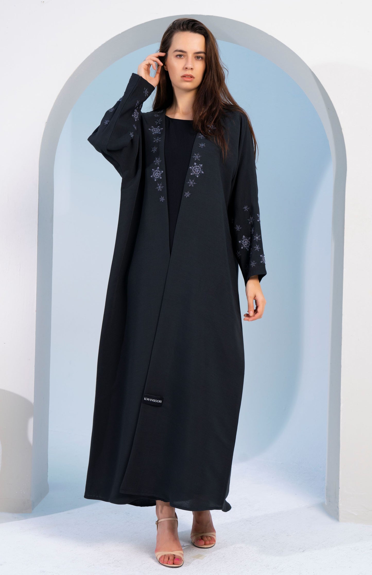 Black bisht abaya in Dubai 