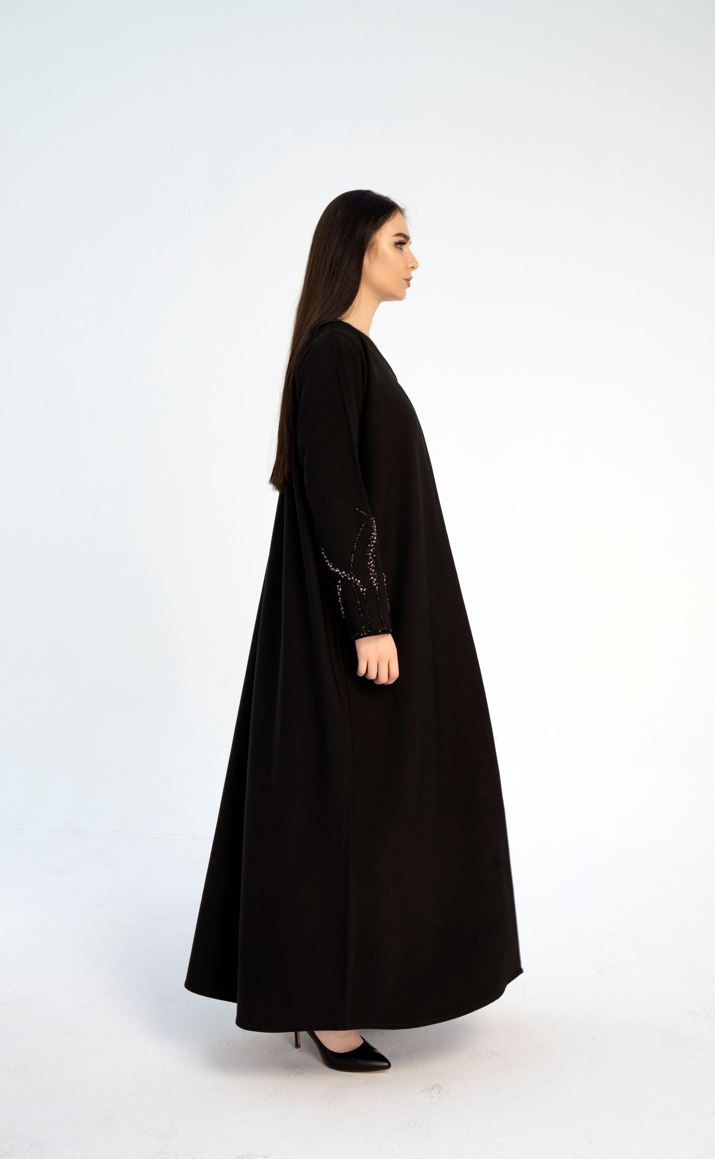 Abaya for party with embellished sleeves